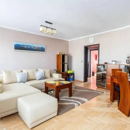 Apartament Jantarowa *